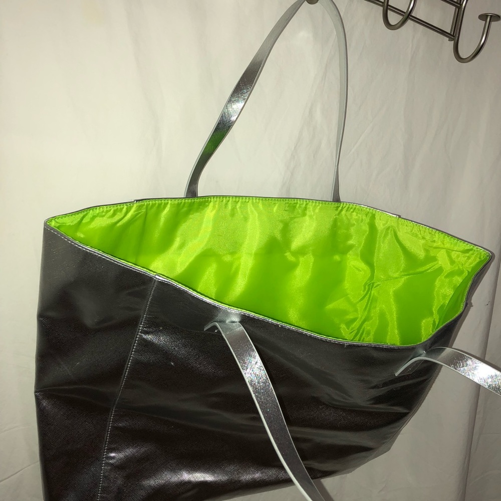 Bag - Picture 2 of 5